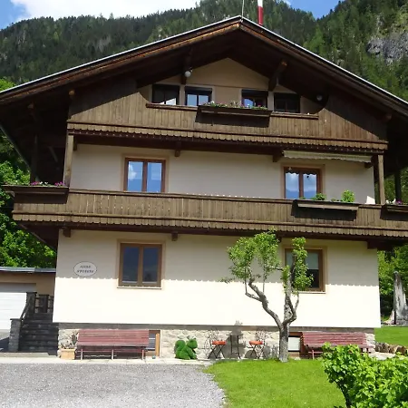 Apartment Rita Kroell Mayrhofen